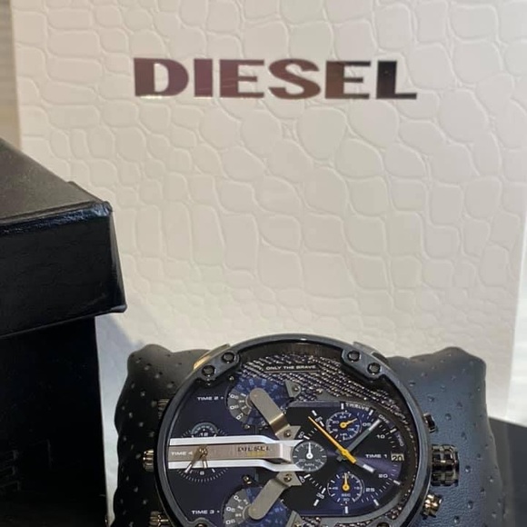 DZ7331 - Diesel Men’s Mr. Daddy 2.0 Gunmetal Tone Watch - Picture 3 of 10